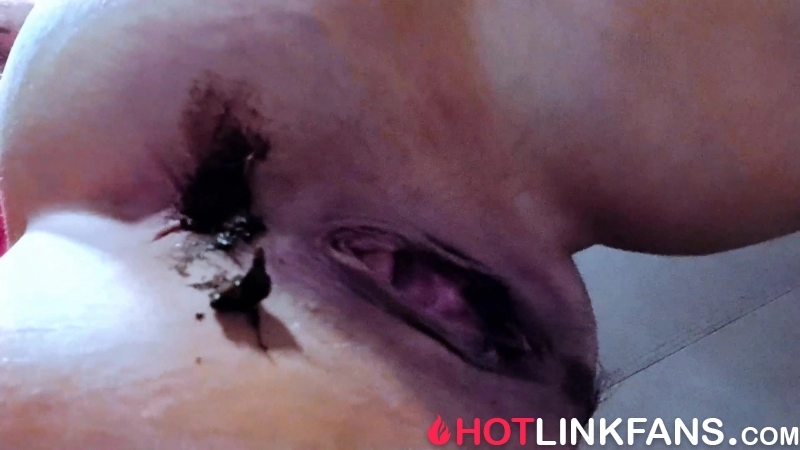 thefartbabes – Obsessed With Huge Shit new extreme porn videos