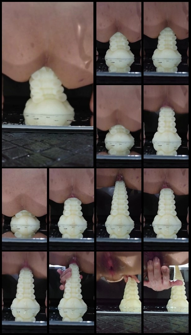 Japanese pornstar GOODrgon Anal masturbation with full strokes-ShemaleAndMan