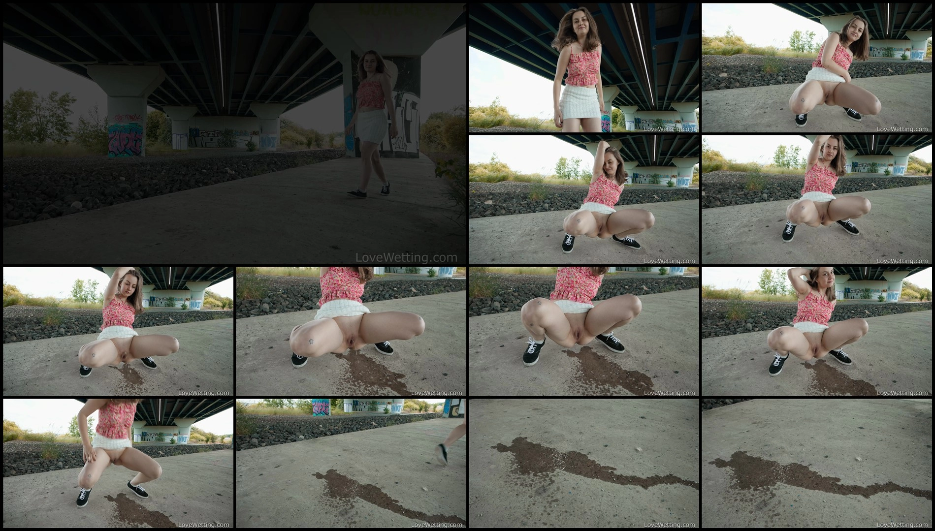 Acabella – Pissing scene